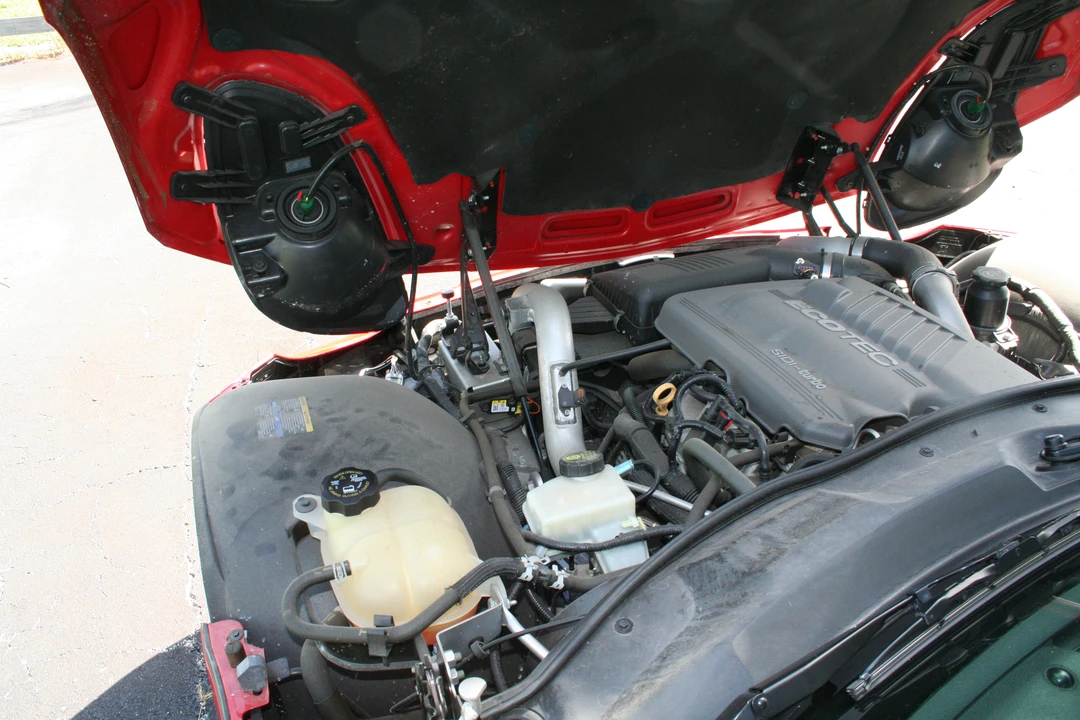 2008 Pontiac Solstice GXP - Image 10 of 23