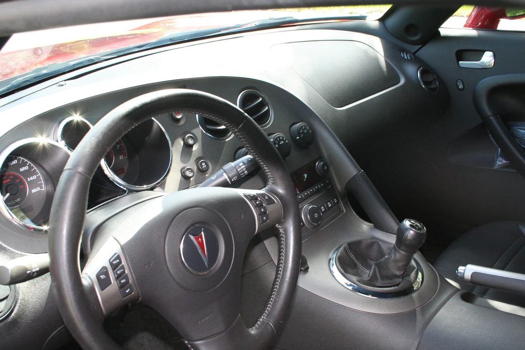 2008 Pontiac Solstice GXP - Image 13 of 23