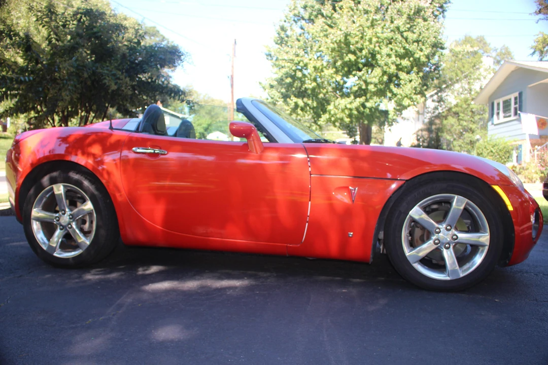 2008 Pontiac Solstice GXP - Image 7 of 9