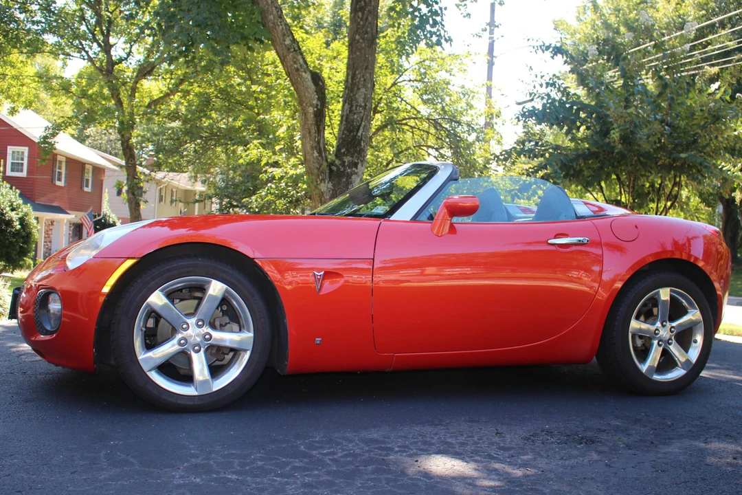 2008 Pontiac Solstice GXP - Image 3 of 9