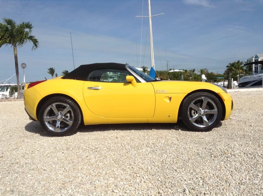 2008 Pontiac Solstice GXP - Image 2 of 8
