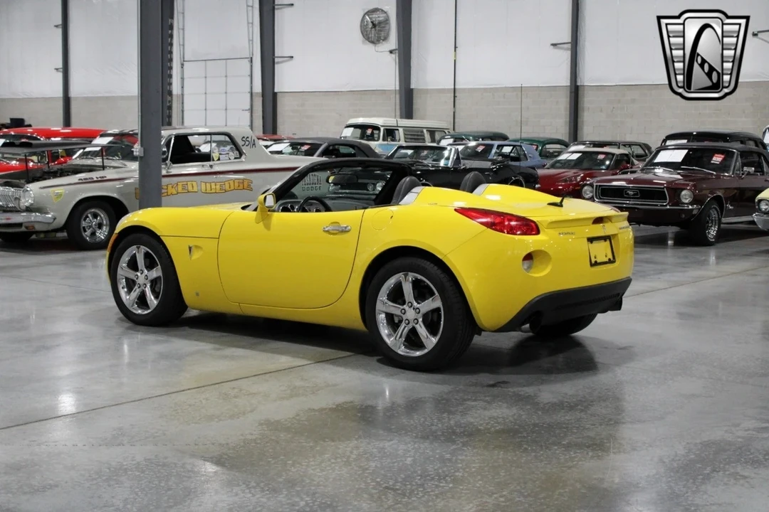 2008 Pontiac Solstice GXP - Image 4 of 12