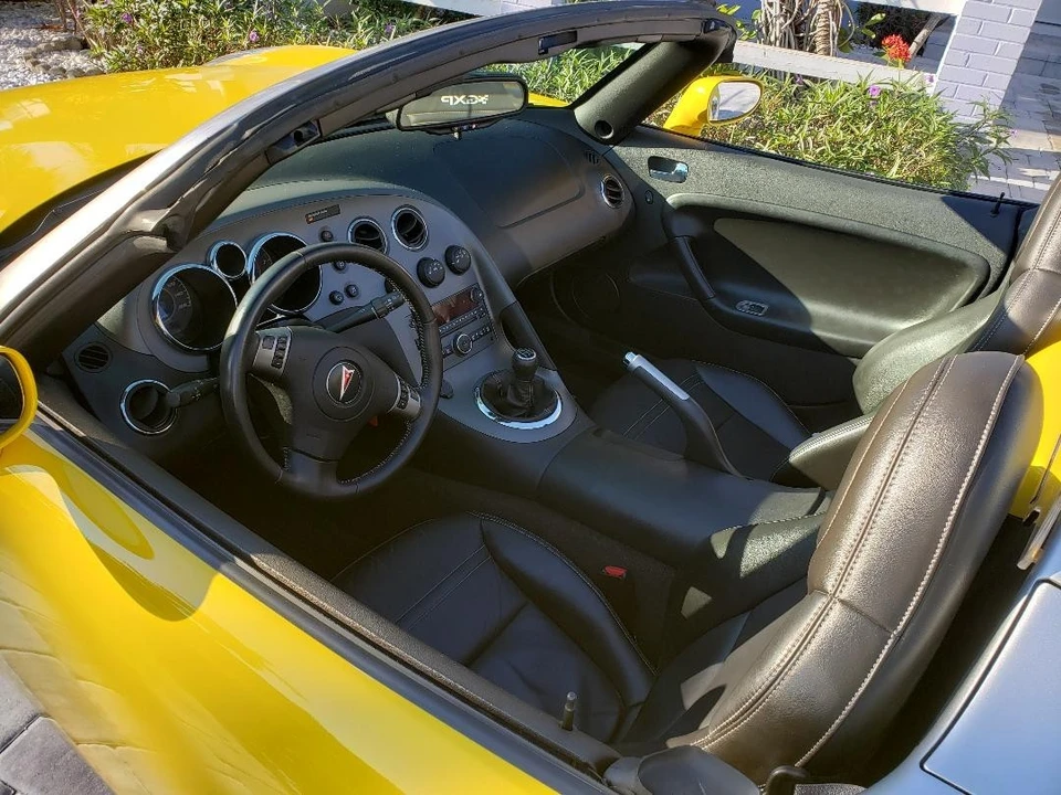 2008 Pontiac Solstice GXP - Image 6 of 11