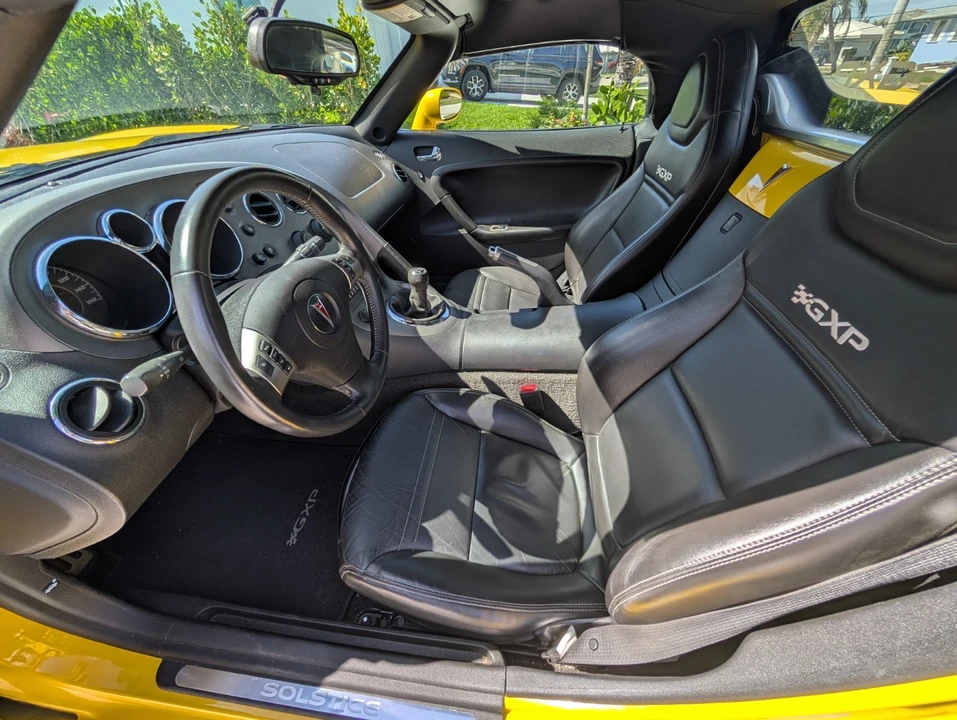 2008 Pontiac Solstice GXP - Image 12 of 21