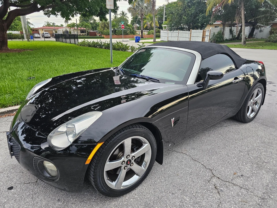 2008 Pontiac Solstice GXP - Image 9 of 31