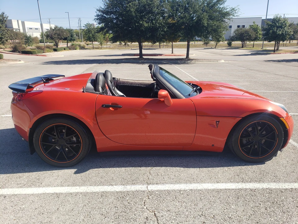 2008 Pontiac Solstice GXP - Image 9 of 31