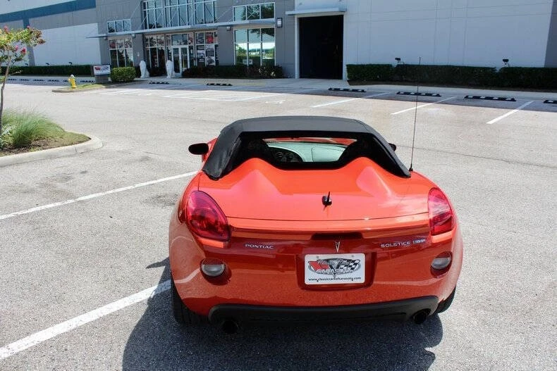 2008 Pontiac Solstice GXP - Image 28 of 31