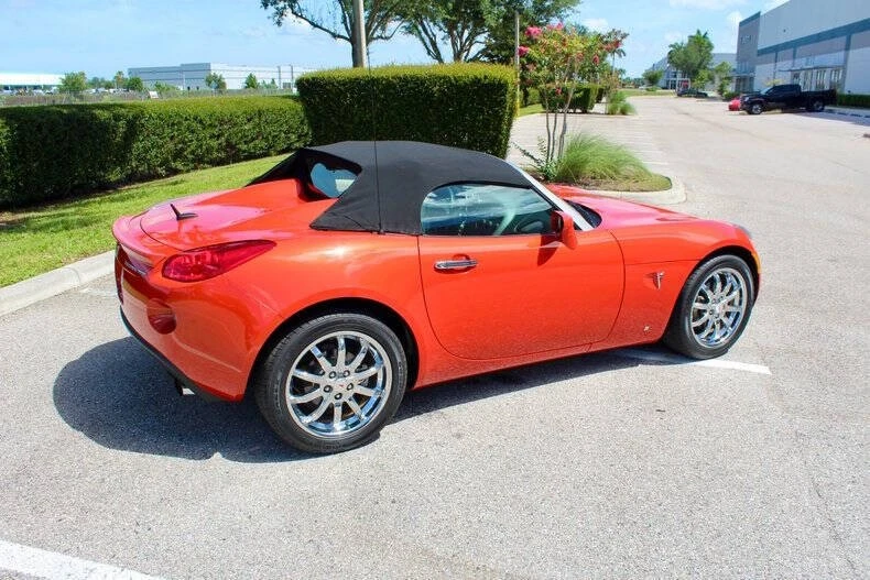 2008 Pontiac Solstice GXP - Image 17 of 31