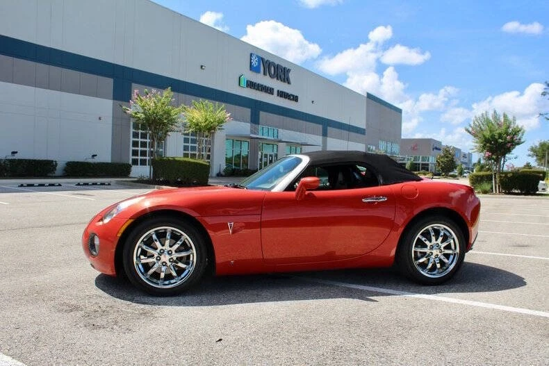 2008 Pontiac Solstice GXP - Image 10 of 31