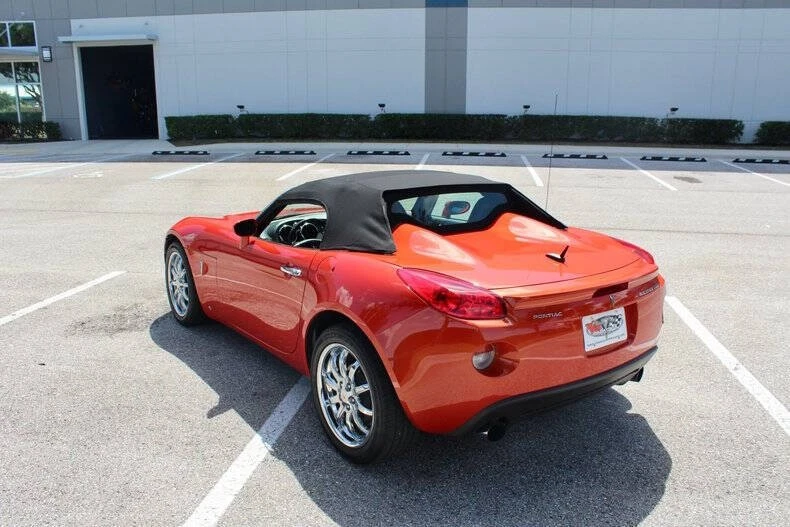 2008 Pontiac Solstice GXP - Image 27 of 31