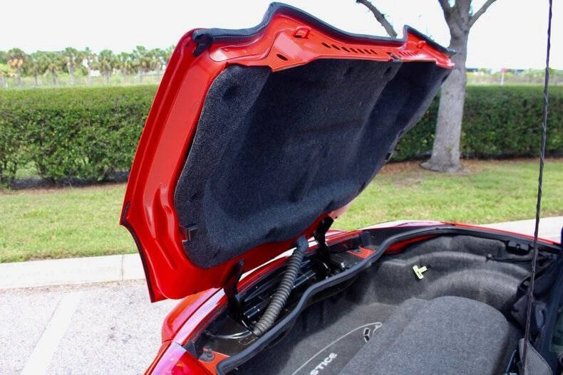 2008 Pontiac Solstice GXP - Image 29 of 31