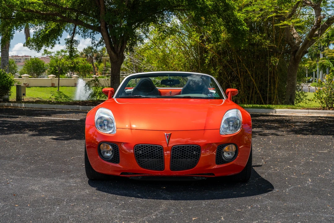 2008 Pontiac Solstice GXP - Image 18 of 31