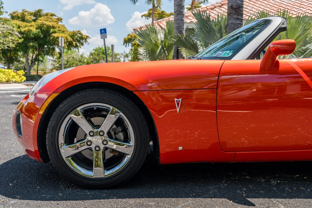 2008 Pontiac Solstice GXP - Image 30 of 31