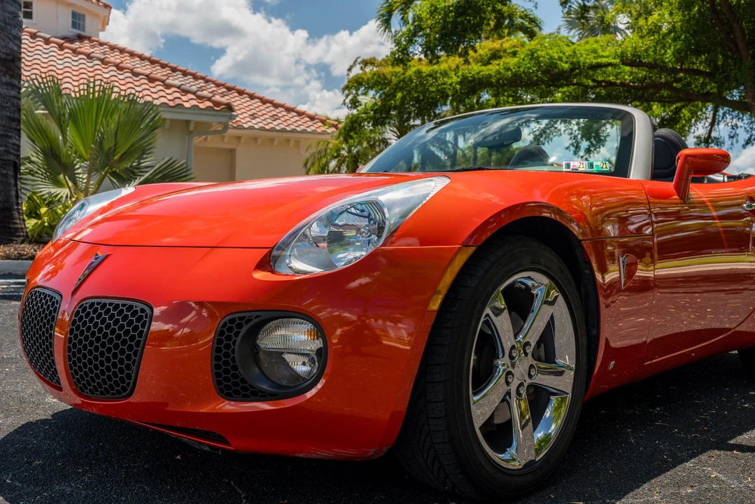 2008 Pontiac Solstice GXP - Image 29 of 31