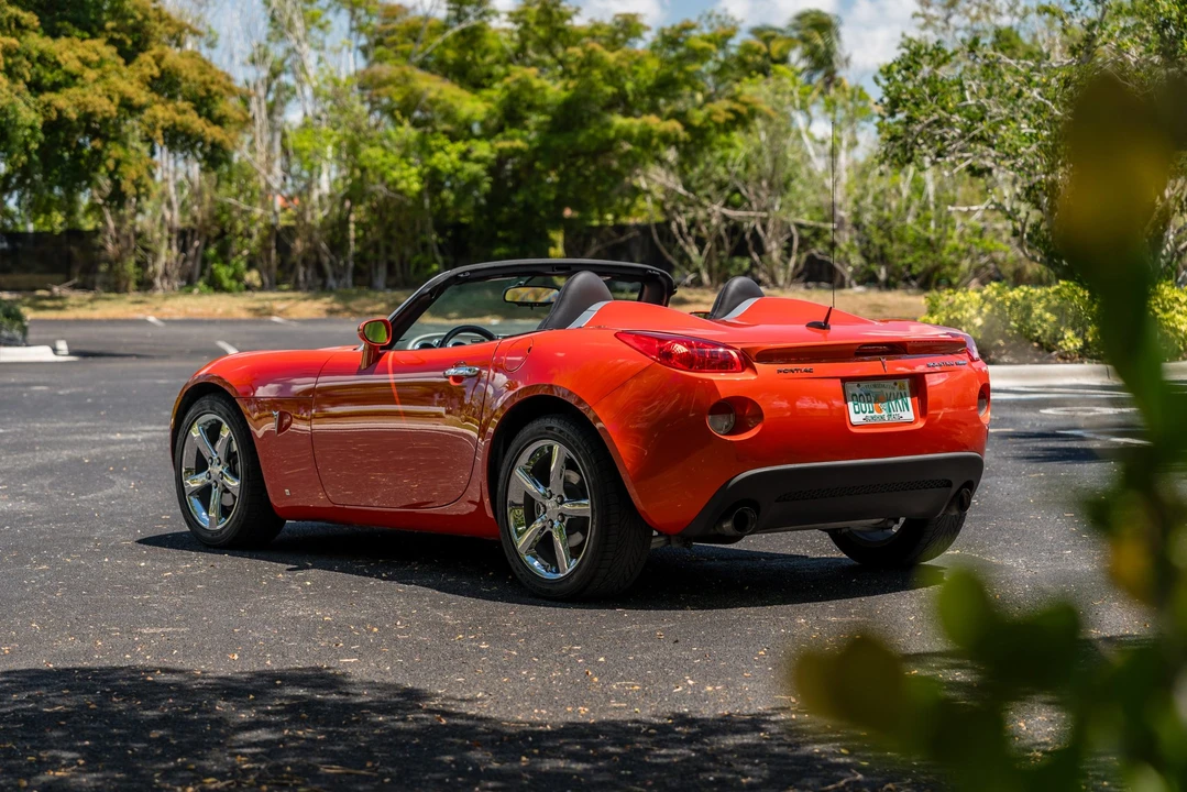 2008 Pontiac Solstice GXP - Image 8 of 31