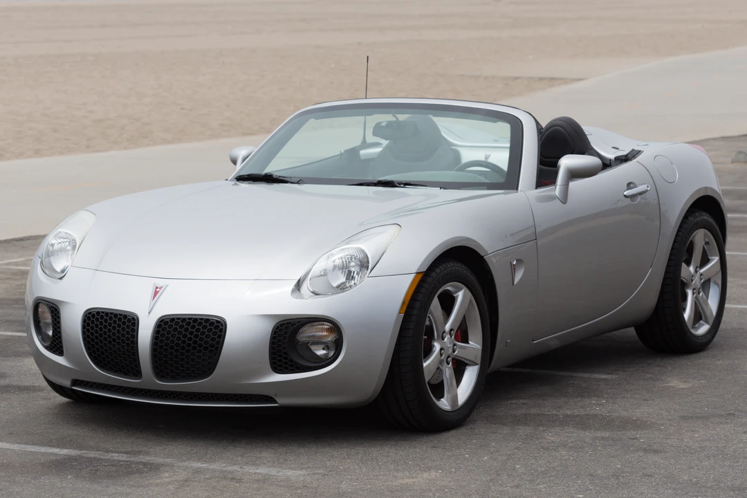 2008 Pontiac Solstice GXP - Image 3 of 31