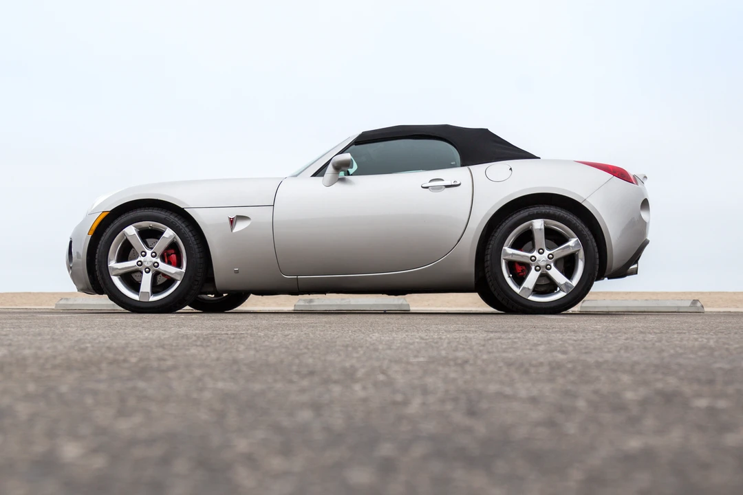 2008 Pontiac Solstice GXP - Image 26 of 31