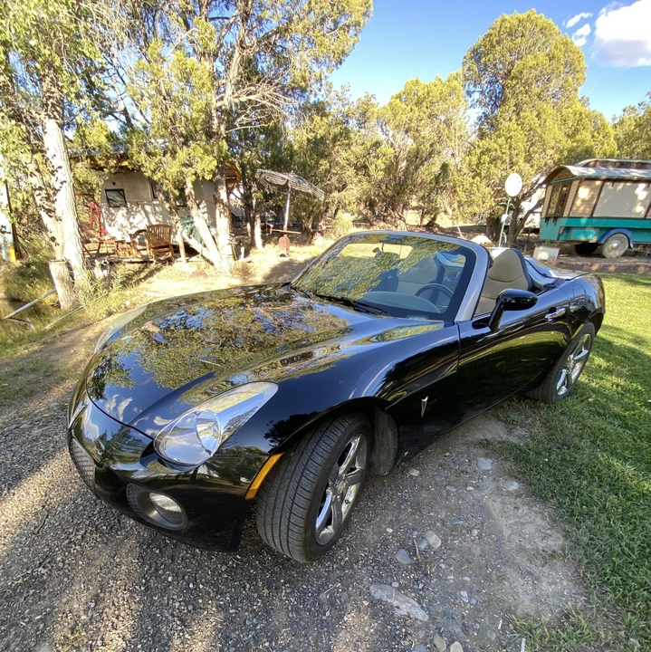 2008 Pontiac Solstice GXP - Image 2 of 31
