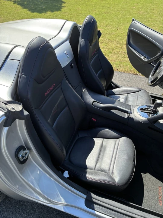 2008 Pontiac Solstice GXP - Image 10 of 11