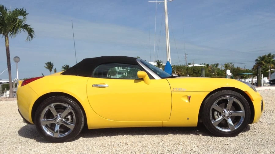 2008 Pontiac Solstice GXP - Image 2 of 12