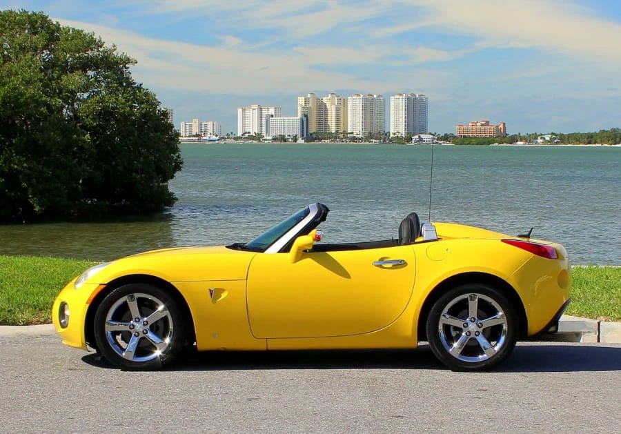 2008 Pontiac Solstice GXP - Image 2 of 12
