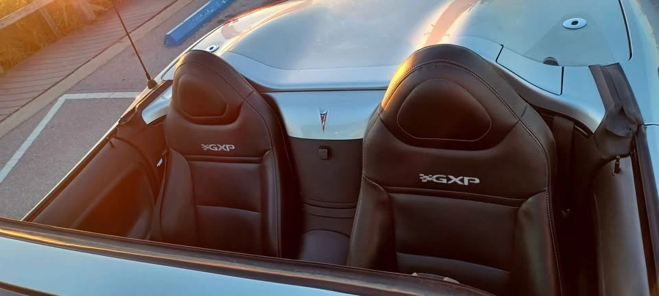 2008 Pontiac Solstice GXP - Image 9 of 15