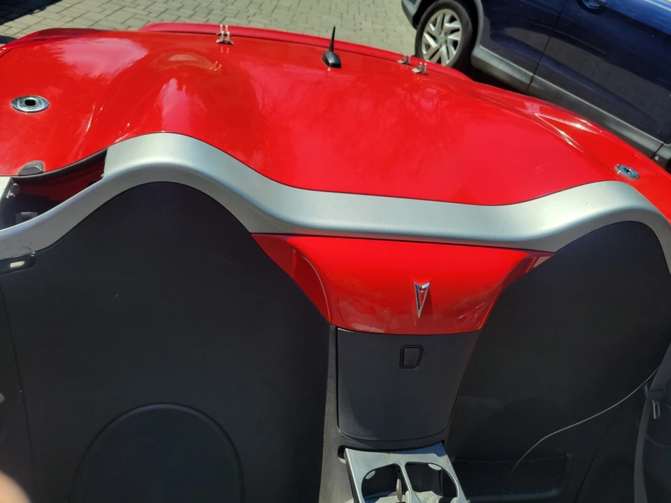 2008 Pontiac Solstice GXP - Image 20 of 20