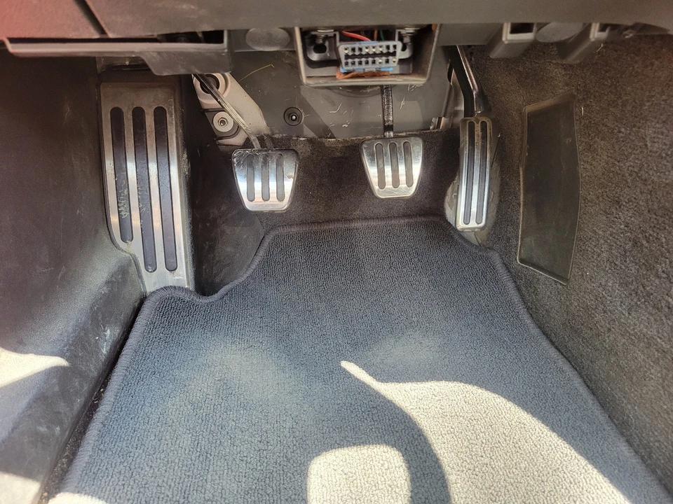 2008 Pontiac Solstice GXP - Image 18 of 20