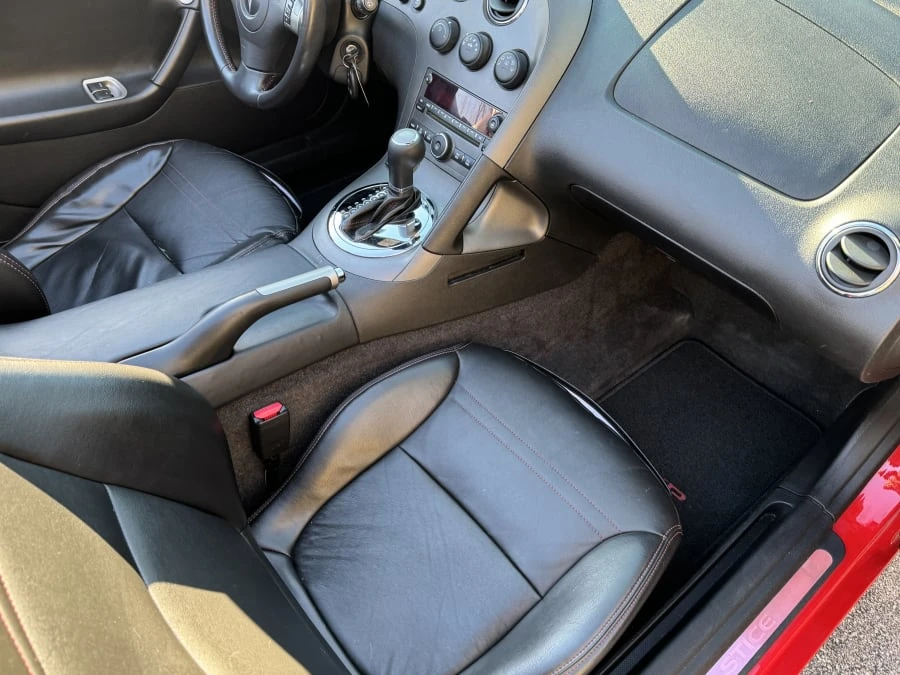 2008 Pontiac Solstice GXP - Image 9 of 12