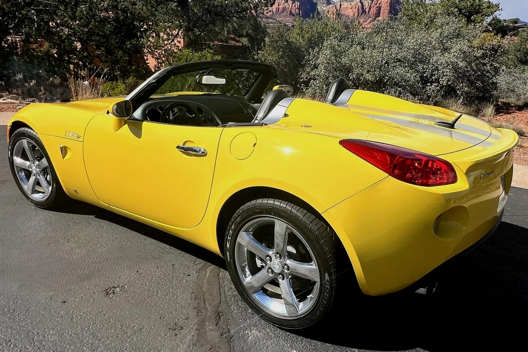 2008 Pontiac Solstice GXP - Image 4 of 23