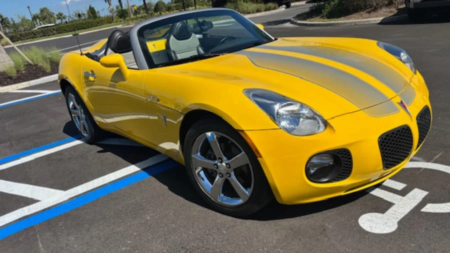 2008 Pontiac Solstice GXP - Image 8 of 31