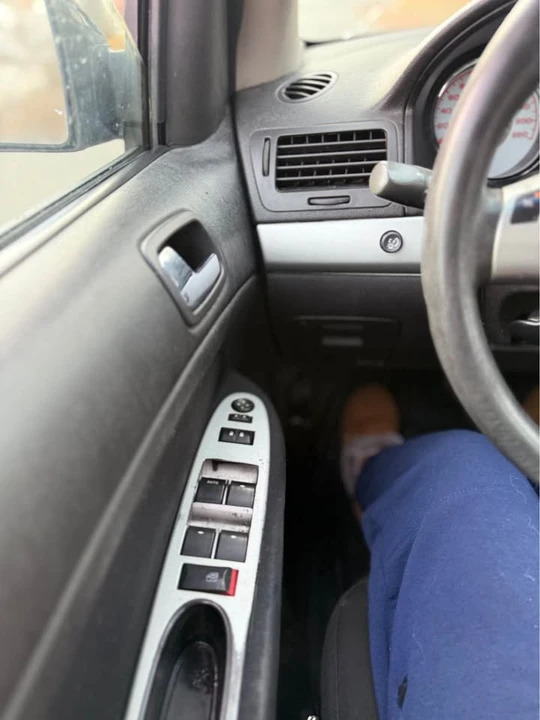 2008 Pontiac G5 - Image 7 of 10