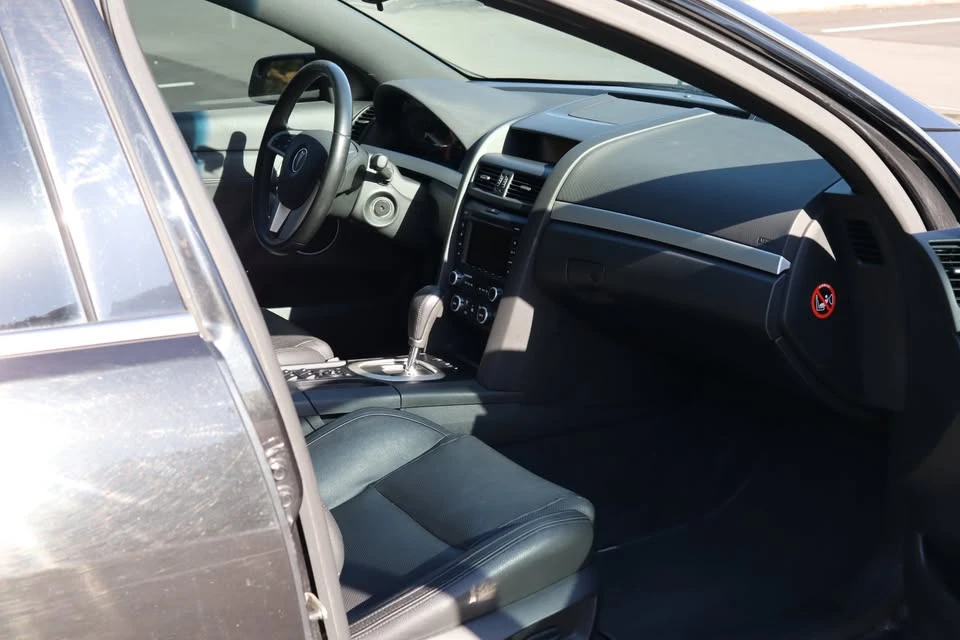 2008 Pontiac G8 - Image 11 of 17