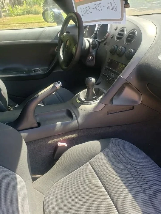 2008 Pontiac Solstice - Image 2 of 2
