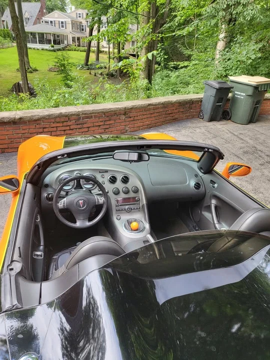 2008 Pontiac Solstice - Image 3 of 9