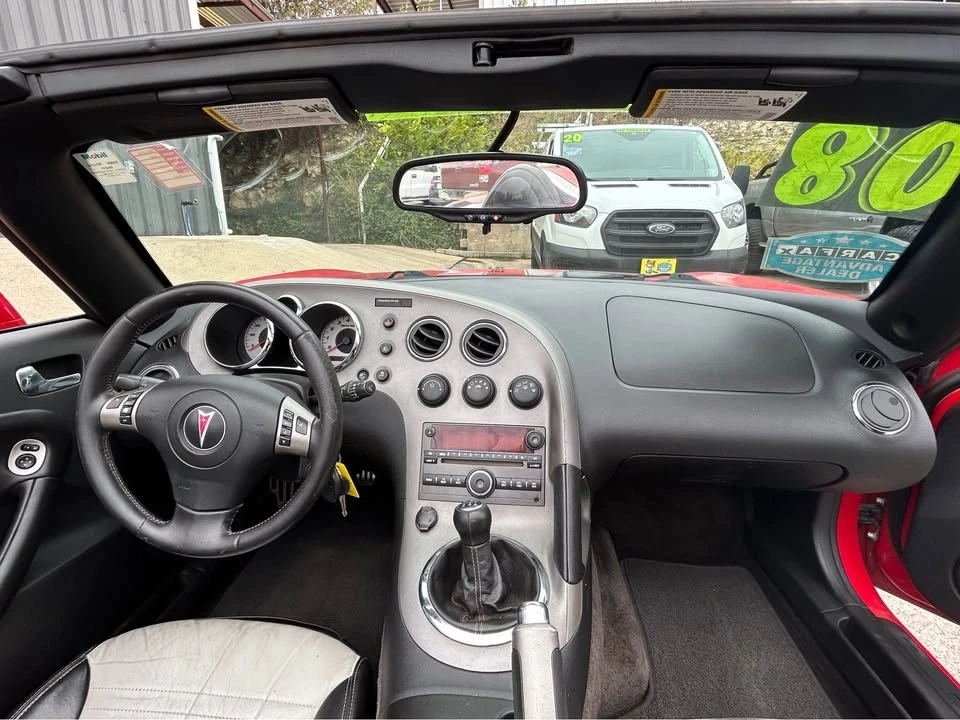 2008 Pontiac Solstice - Image 9 of 12