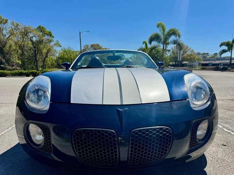 2008 Pontiac Solstice - Image 3 of 17