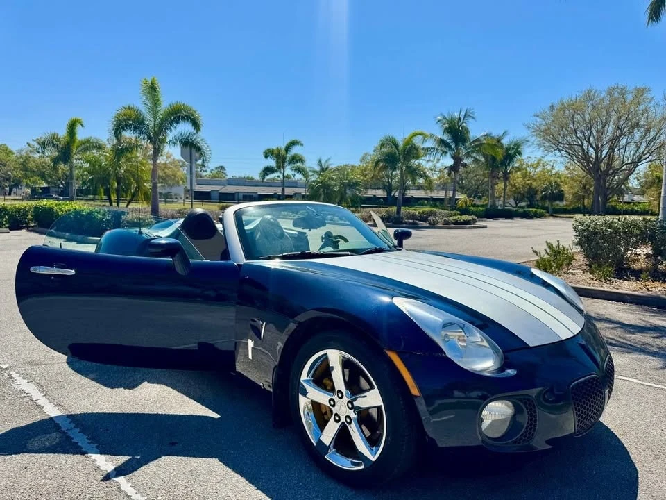 2008 Pontiac Solstice - Image 4 of 17