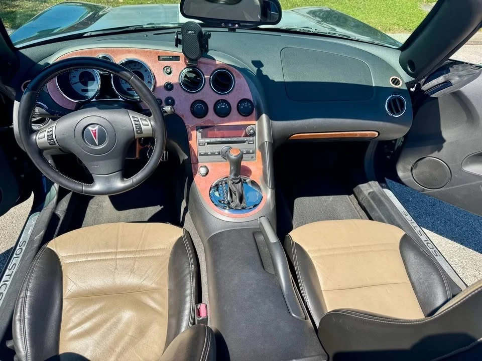2008 Pontiac Solstice - Image 14 of 17