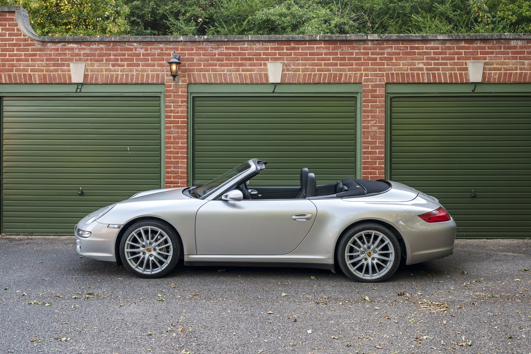 2008 Porsche 997 Carrera 4 - Image 4 of 31