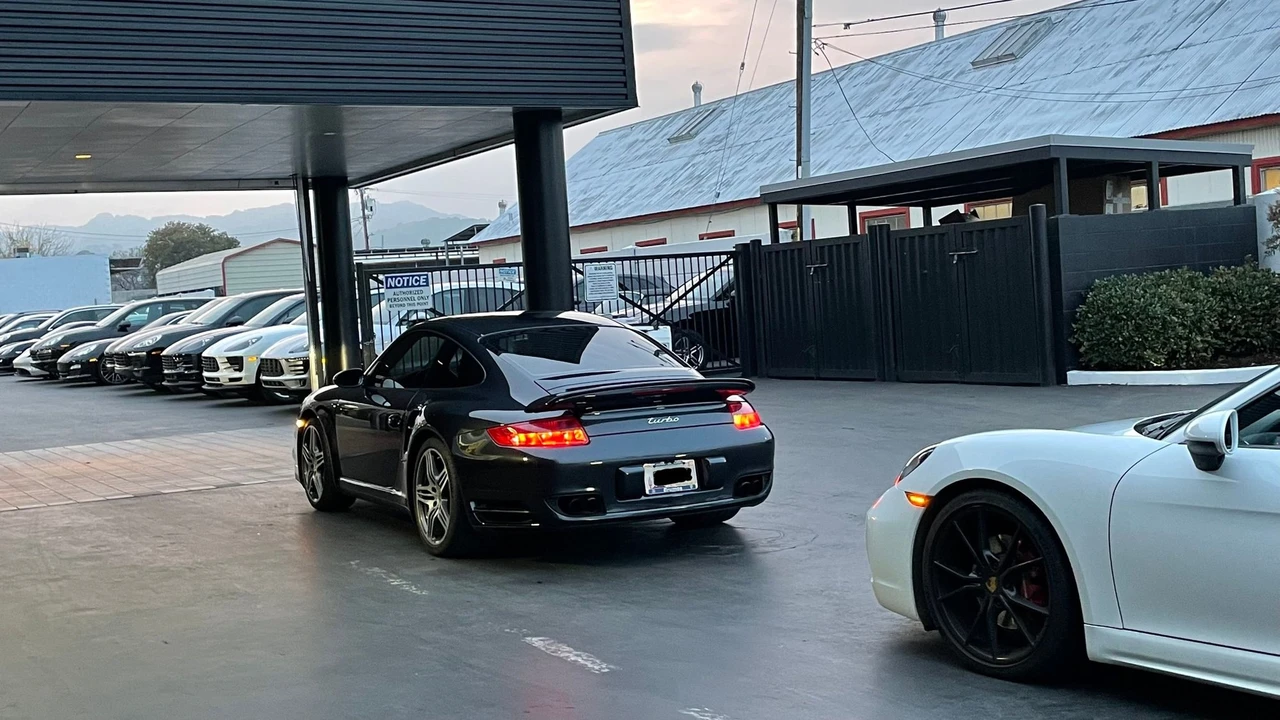 2008 Porsche 997 Turbo - Image 11 of 15