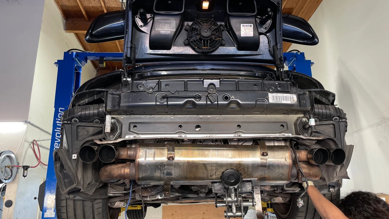 2008 Porsche 997 Turbo - Image 9 of 15