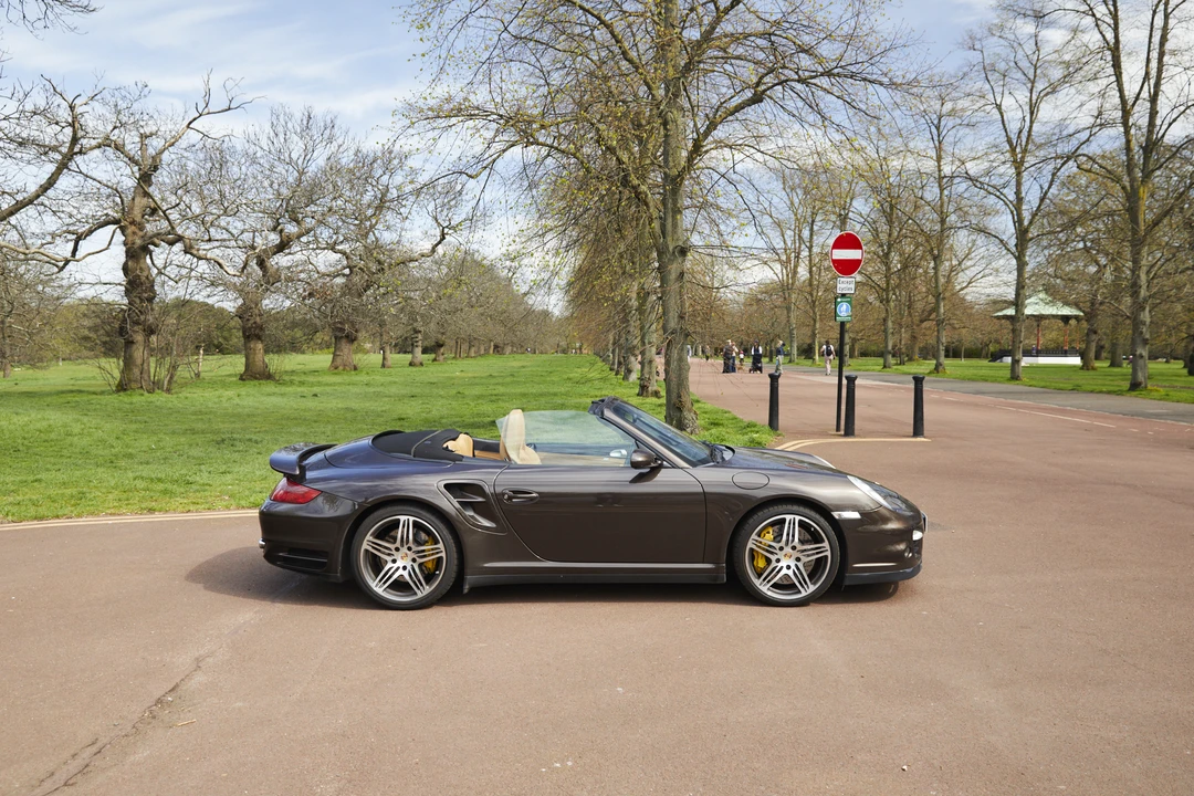 2008 Porsche 997 Turbo - Image 12 of 31