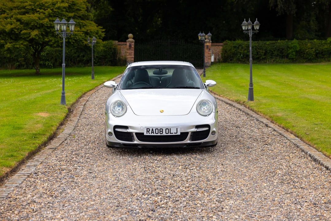 2008 Porsche 997 Turbo - Image 10 of 31