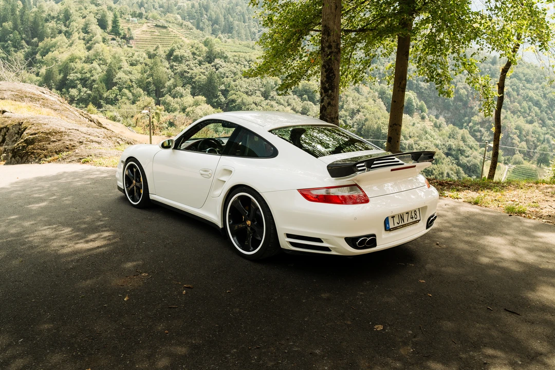 2008 Porsche 997 Turbo - Image 14 of 31