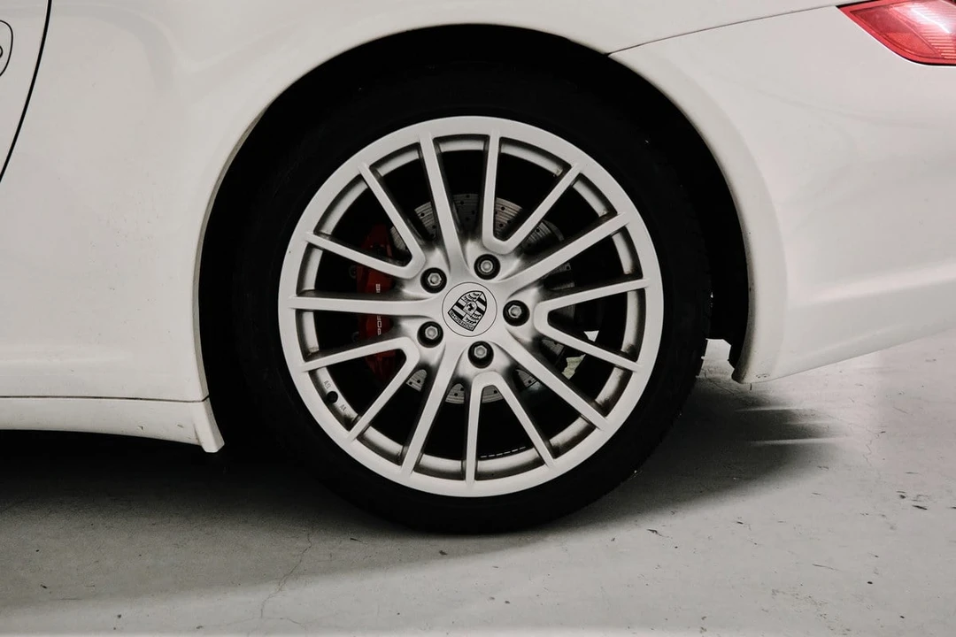 2008 Porsche 997 Carrera 4S - Image 14 of 31