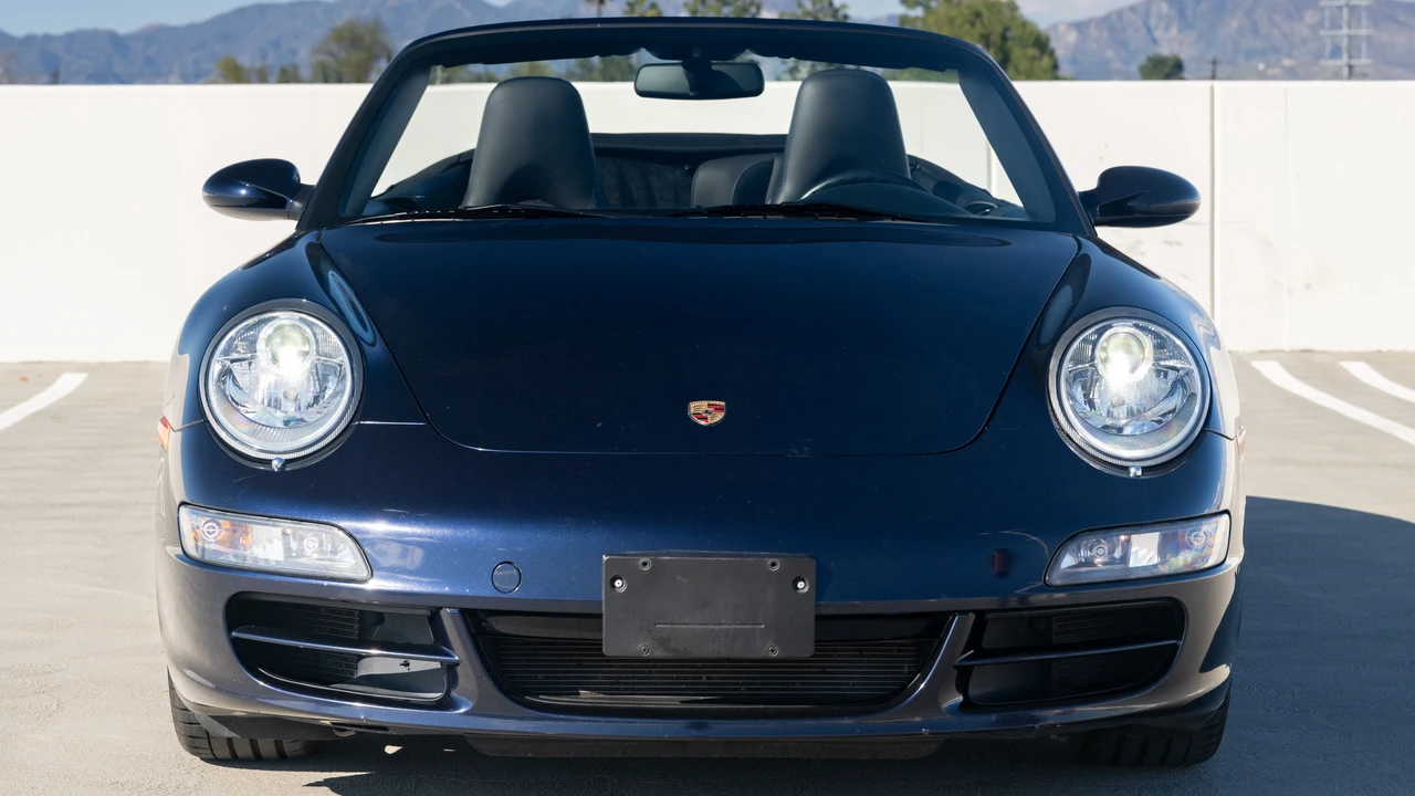 2008 Porsche 997 Carrera 4 - Image 18 of 31