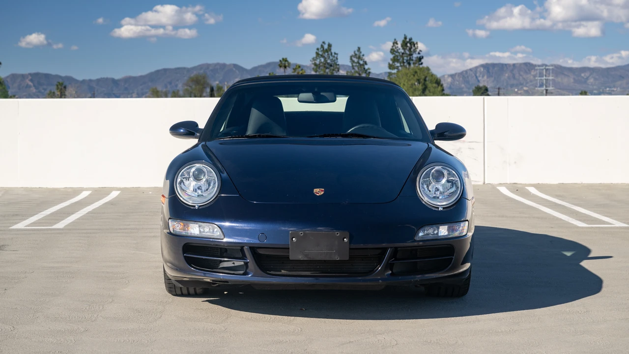 2008 Porsche 997 Carrera 4 - Image 11 of 31