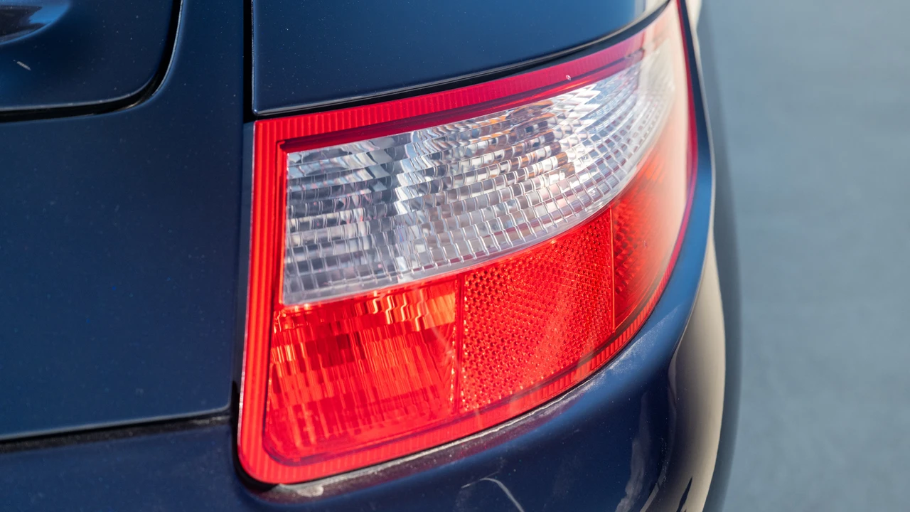 2008 Porsche 997 Carrera 4 - Image 26 of 31