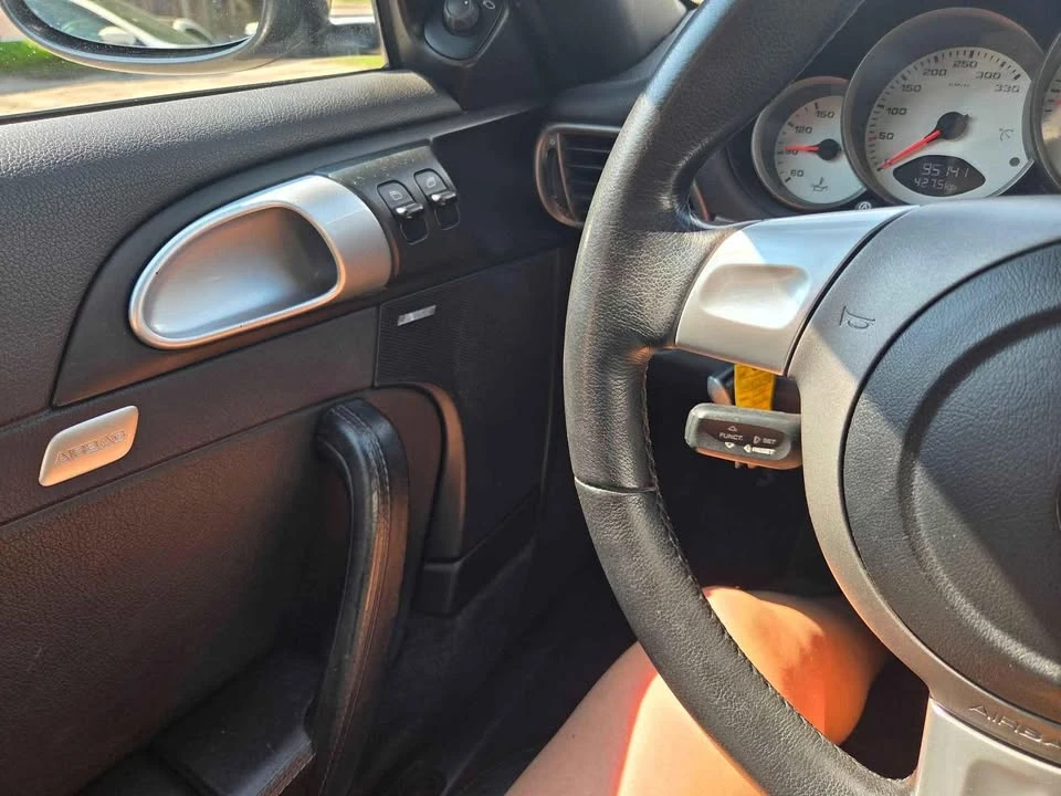 2008 Porsche 997 Carrera 4 - Image 11 of 18